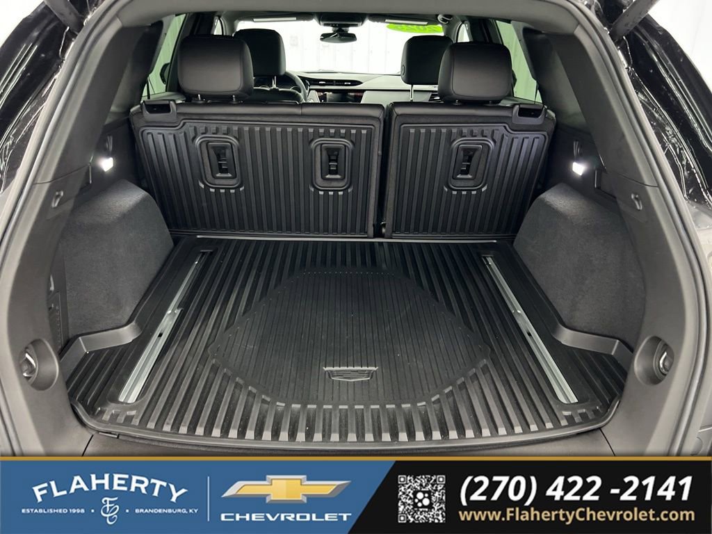 Used 2025 Cadillac XT5 Premium Luxury w/ LPO, Floor Liner Package AWD/4WD image 21