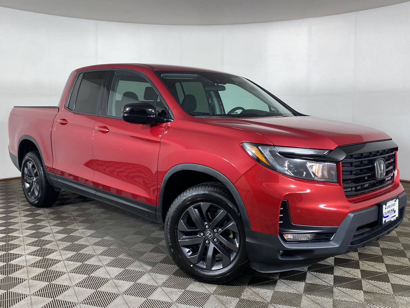 Used 2023 Honda Ridgeline Sport image 1