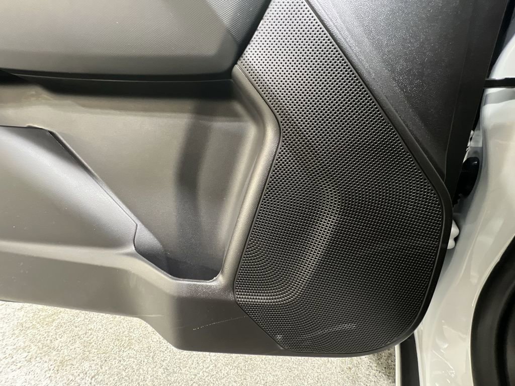 New 2026 GMC Canyon Elevation w/ Convenience Package image 25