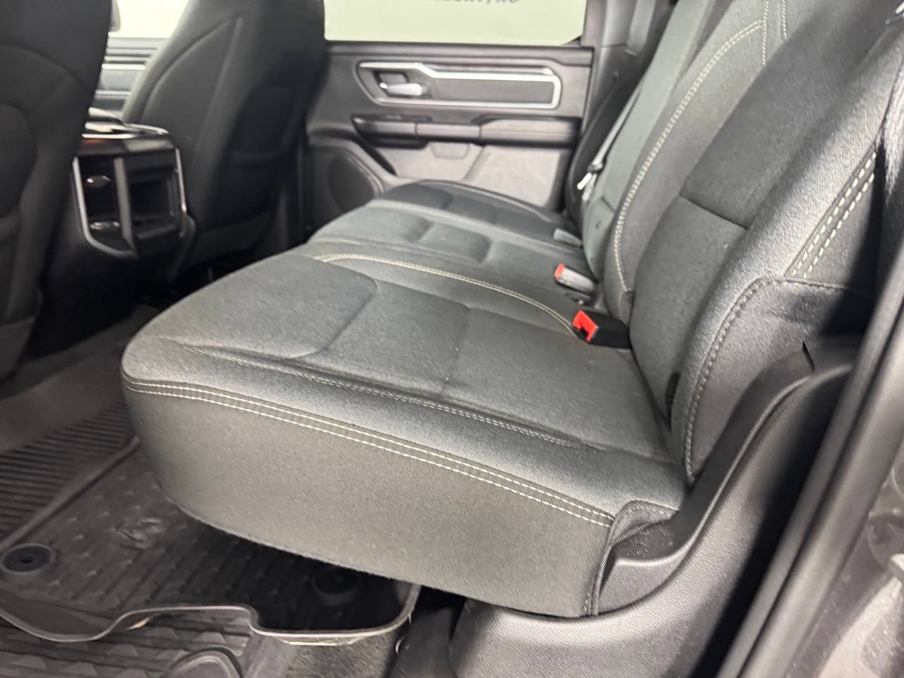 Used 2022 RAM 1500 Big Horn AWD/4WD image 33