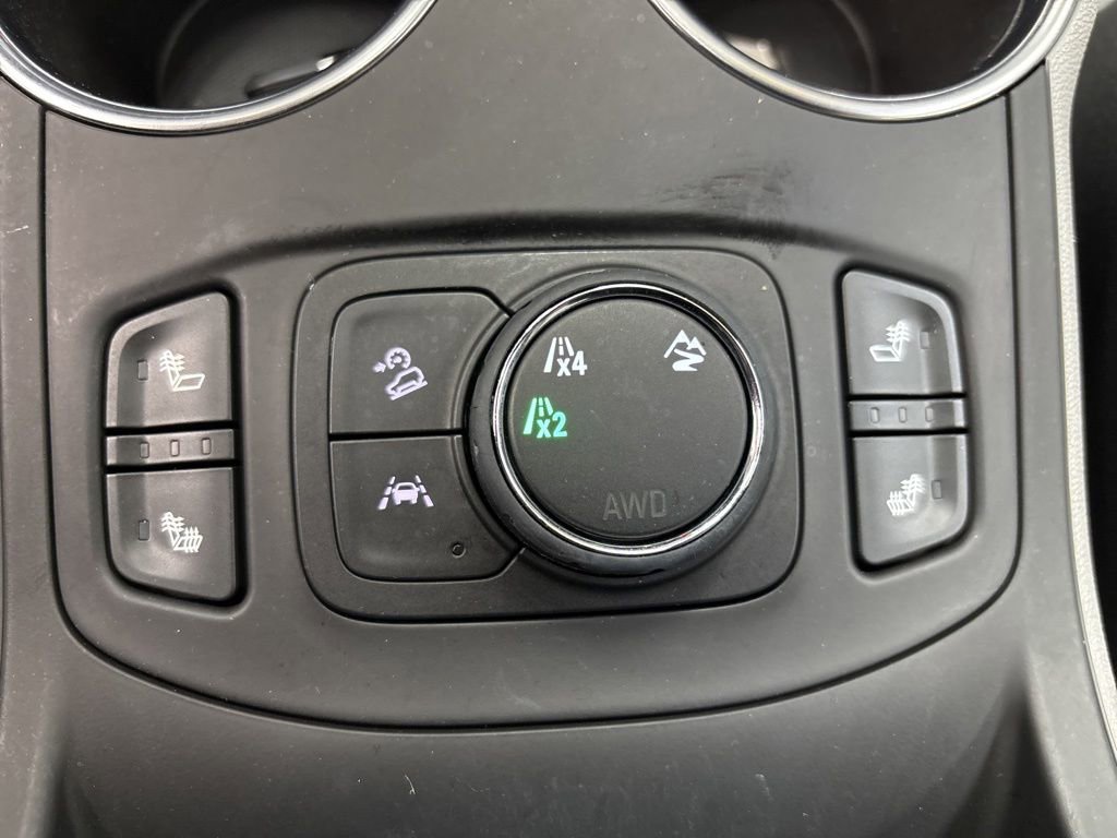 Used 2023 GMC Terrain SLT w/ LPO, Floor Liner Package AWD/4WD image 28