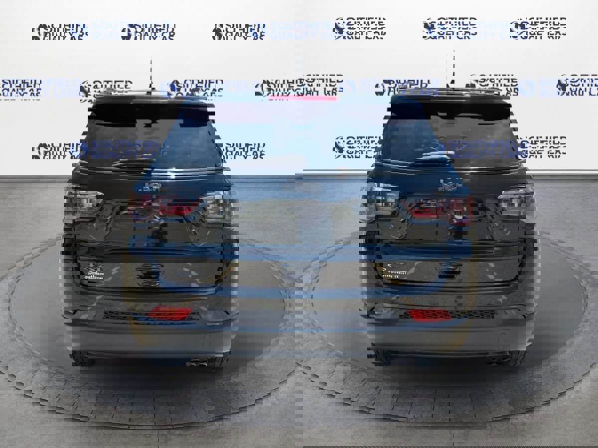 Used 2021 Jeep Compass Latitude image 5