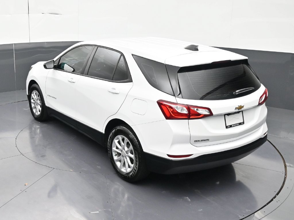 Used 2020 Chevrolet Equinox LS FWD image 17