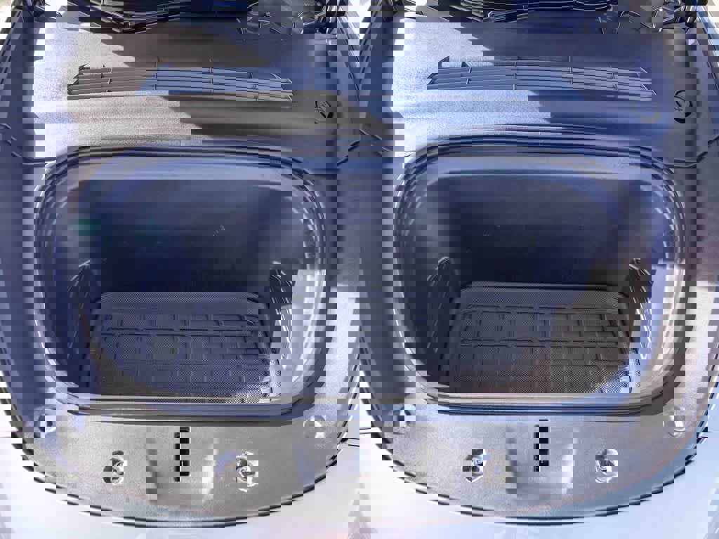 Used 2024 Tesla Model Y Performance image 28