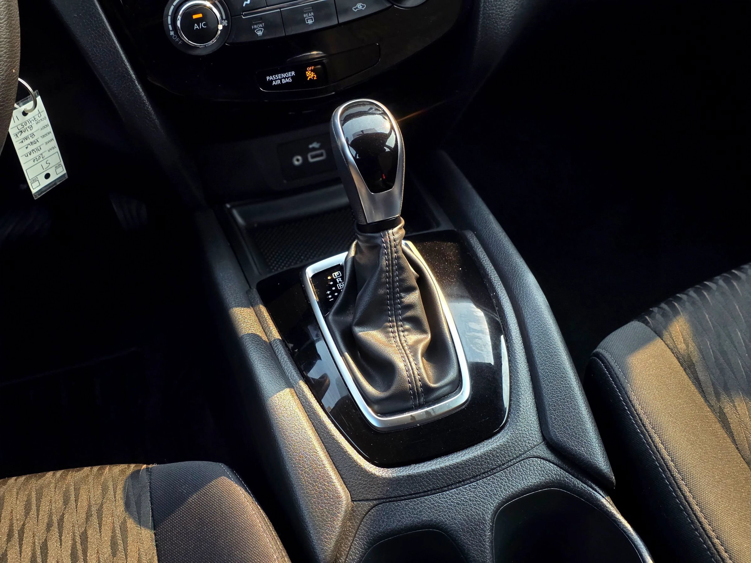 Used 2020 Nissan Rogue SV FWD image 22