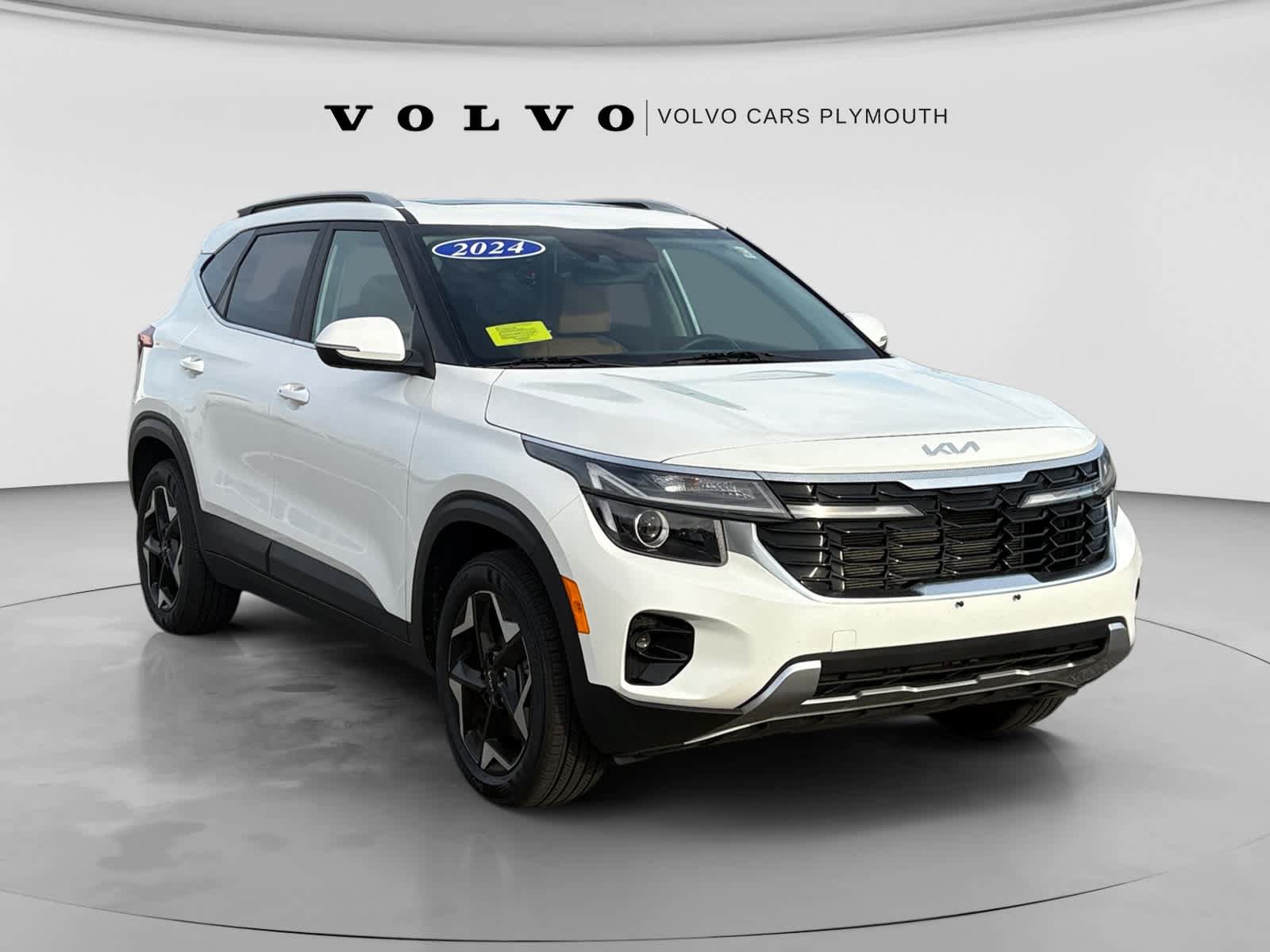 Used 2024 Kia Seltos EX AWD/4WD image 1