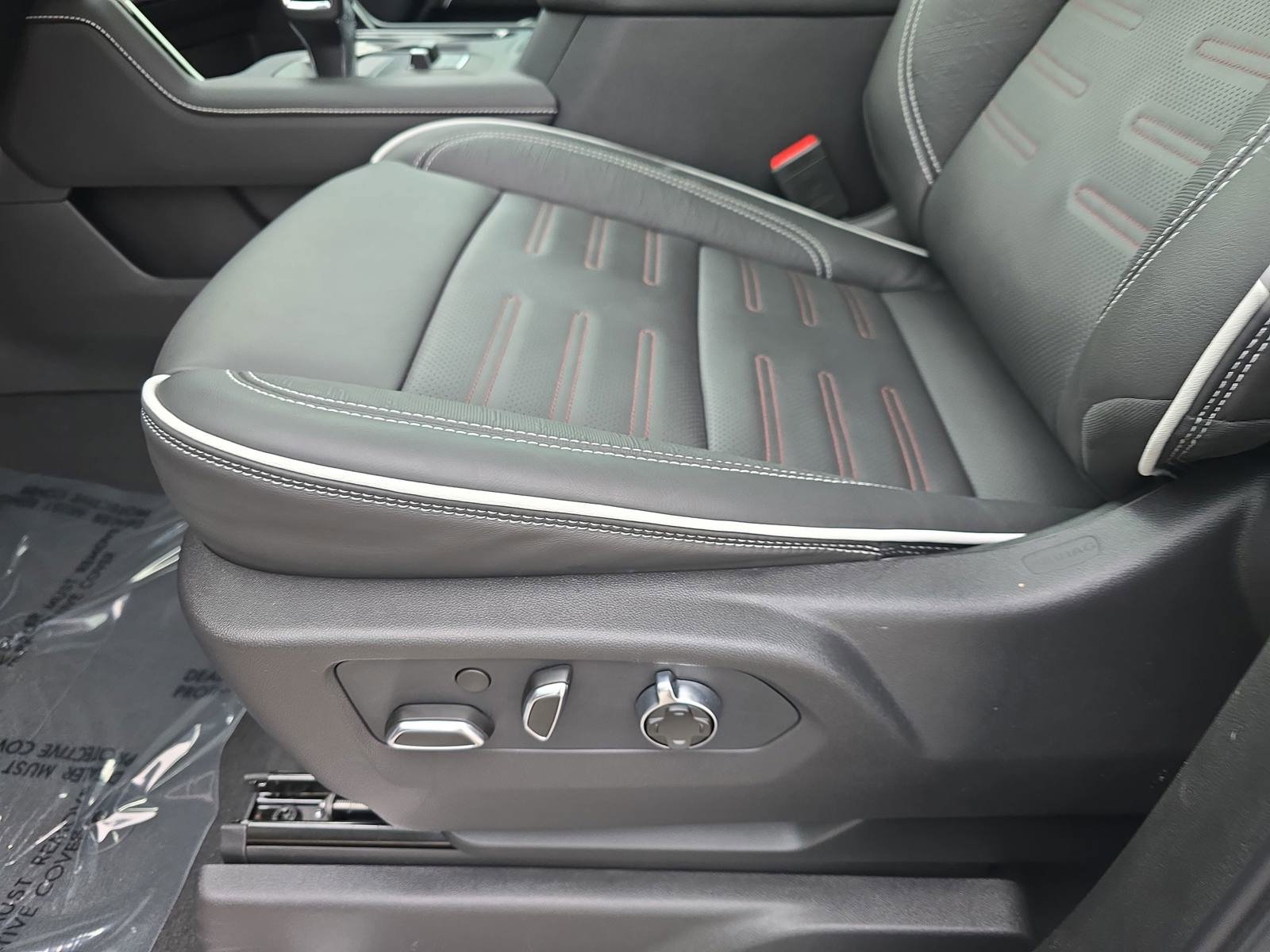 Used 2026 GMC Sierra 1500 AT4X AWD/4WD image 31