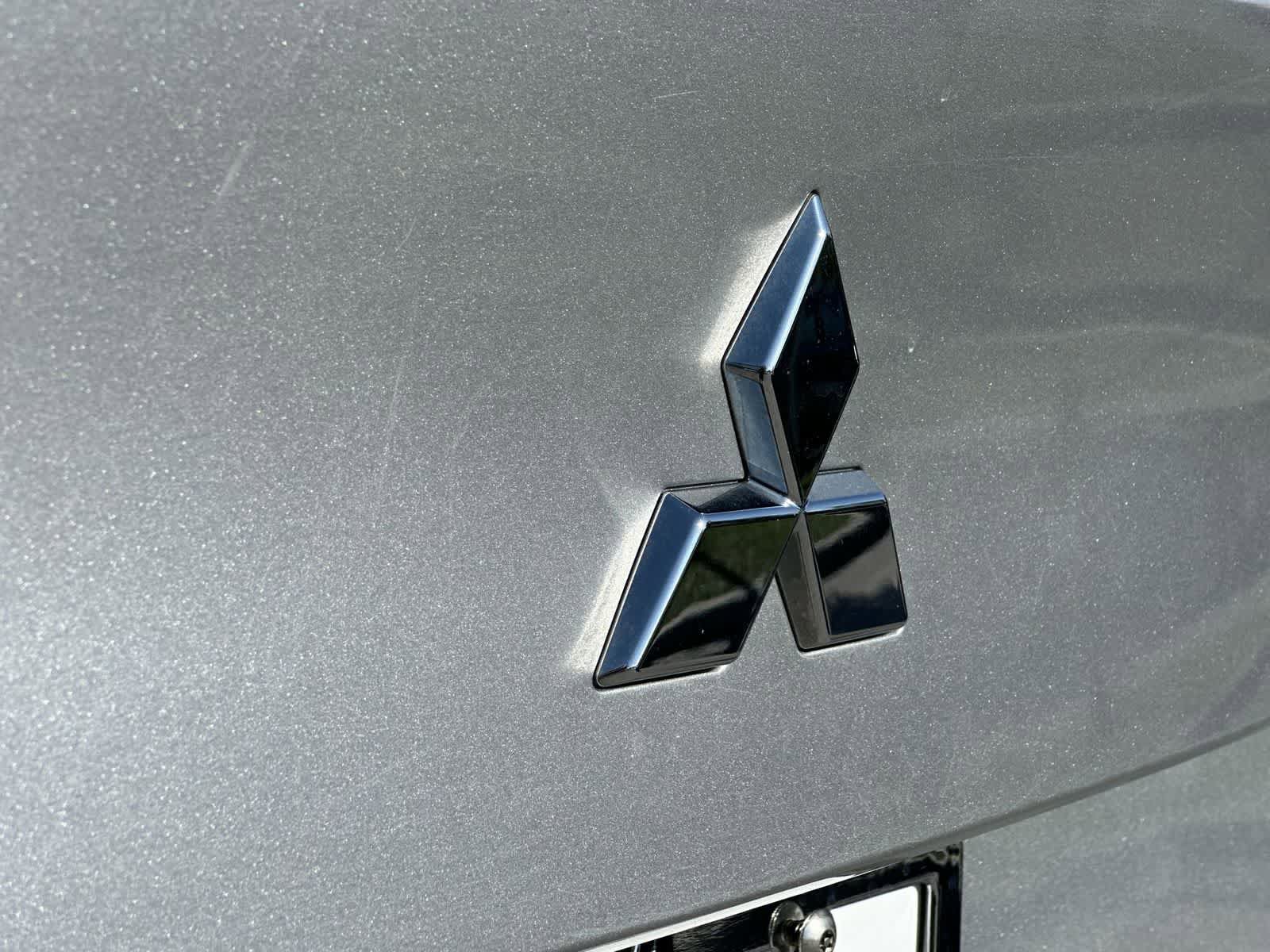 Used 2024 Mitsubishi Outlander SE FWD image 10