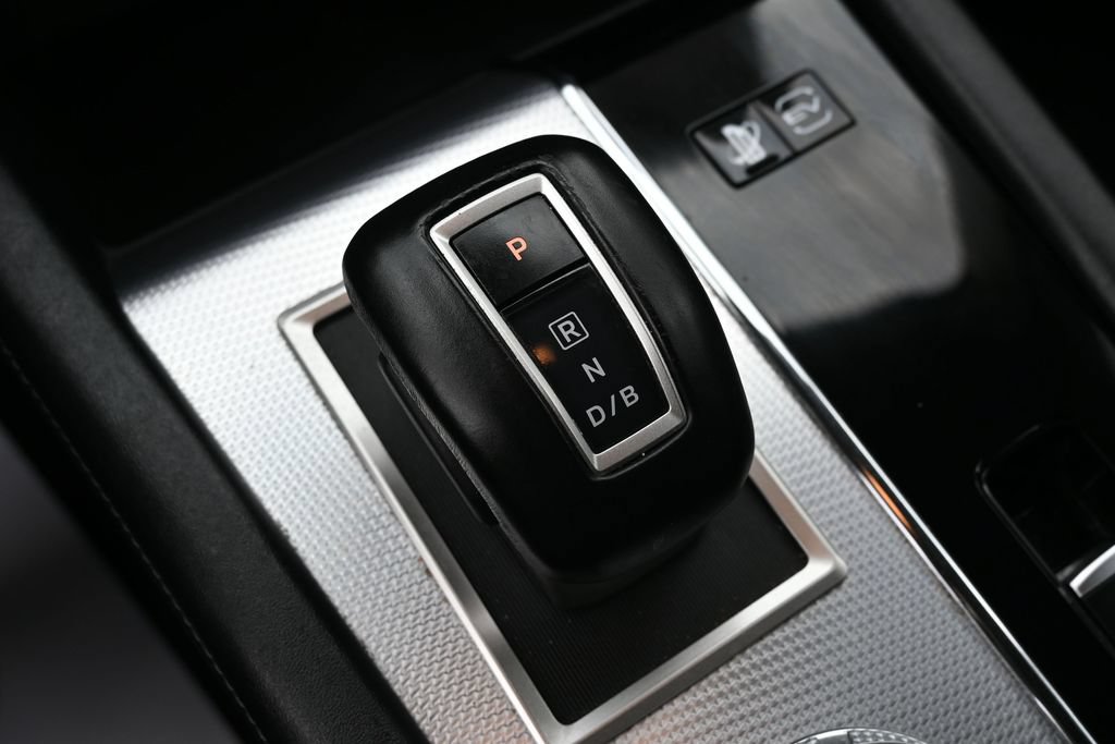 Used 2024 Mitsubishi Outlander SEL Black Edition AWD/4WD image 29