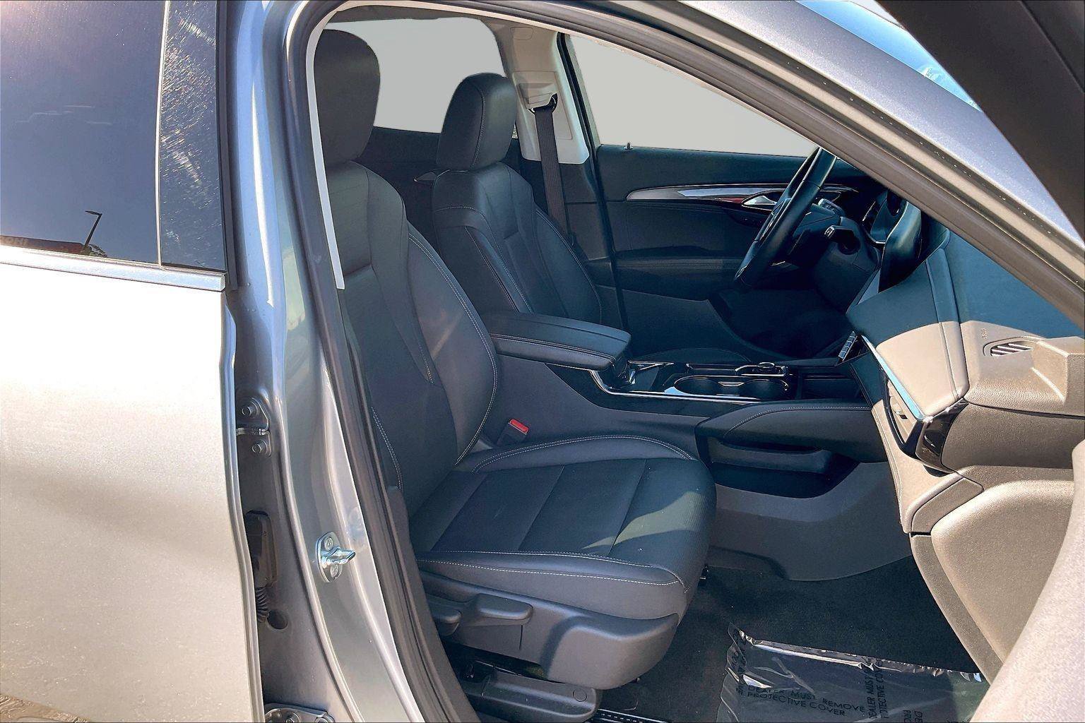 Used 2024 Buick Envision Preferred AWD/4WD image 8