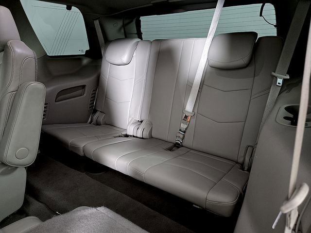 Used 2016 Cadillac Escalade Luxury image 12
