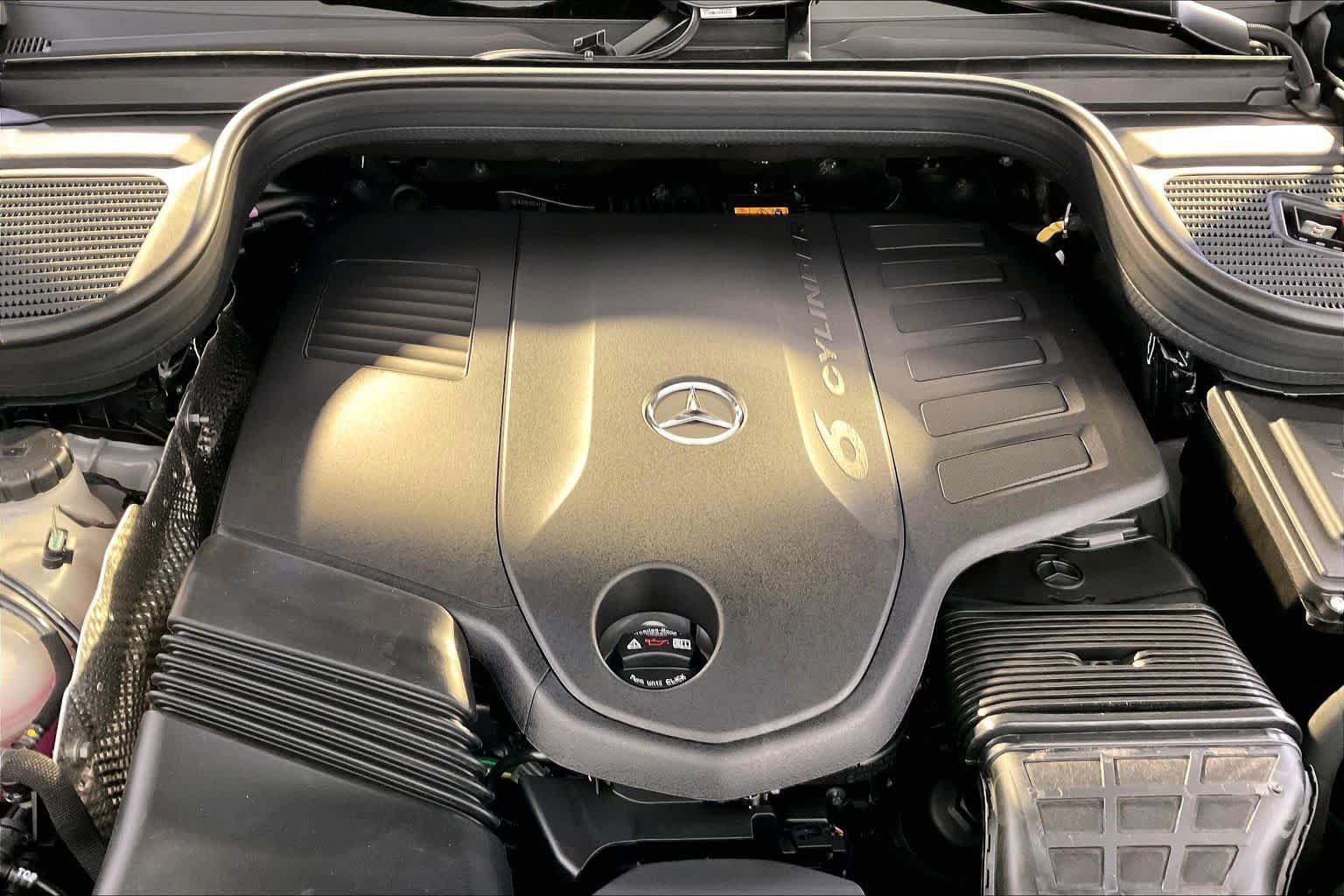 New 2027 Mercedes-Benz GLS 450 4MATIC image 14