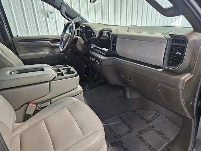Used 2024 GMC Sierra 1500 SLT AWD/4WD image 13