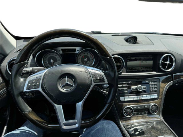 Used 2016 Mercedes-Benz SL 400 image 29