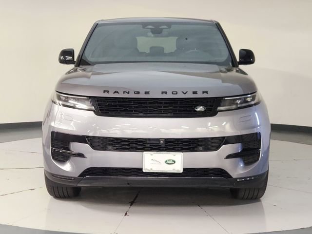Used 2025 Land Rover Range Rover Sport SE image 9