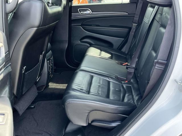Used 2022 Jeep Grand Cherokee Limited AWD/4WD image 16