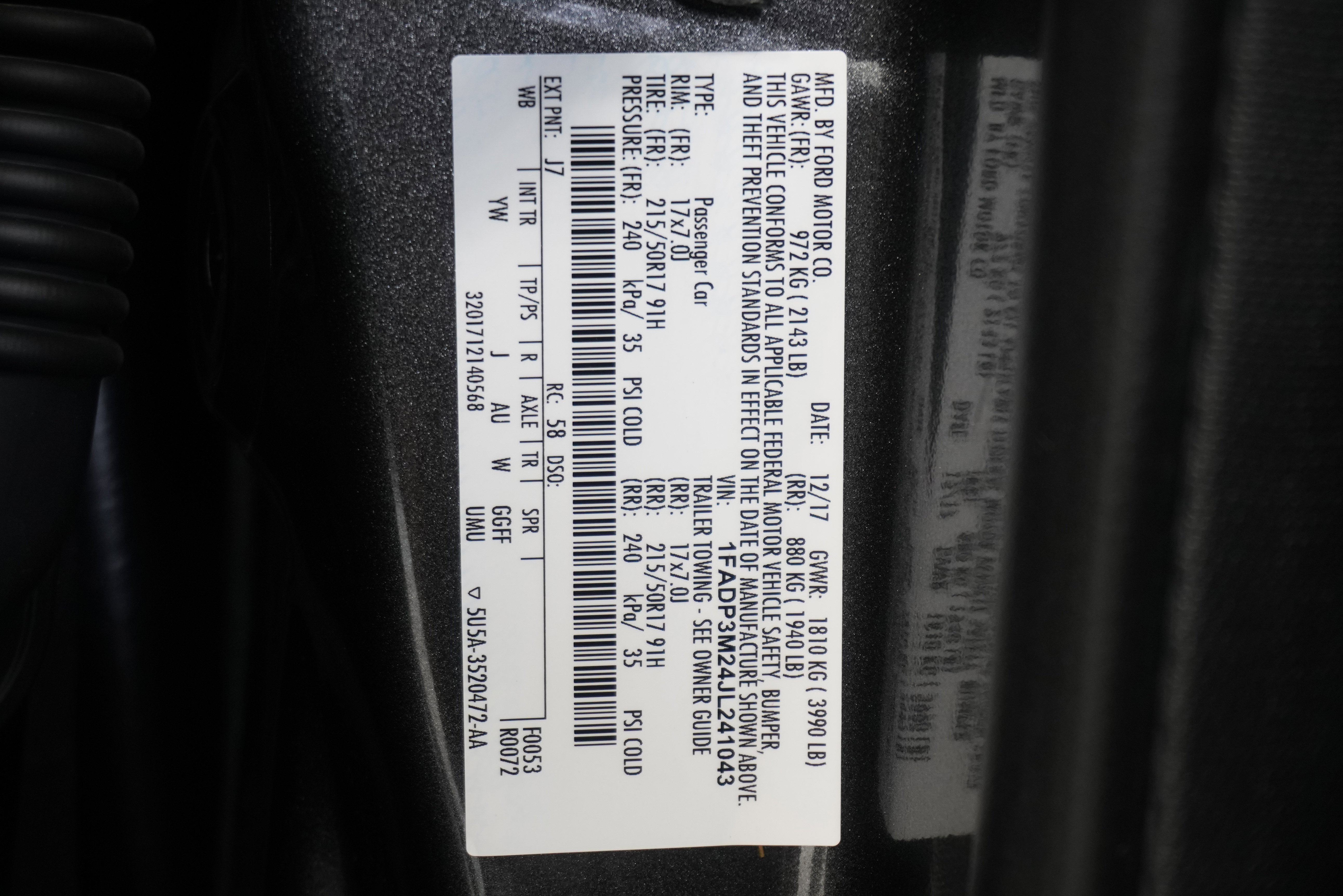 Used 2018 Ford Focus SEL w/ Cold Weather Package image 32