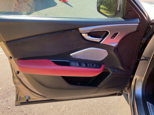 Used 2023 Acura RDX w/ Advance Package FWD image 12
