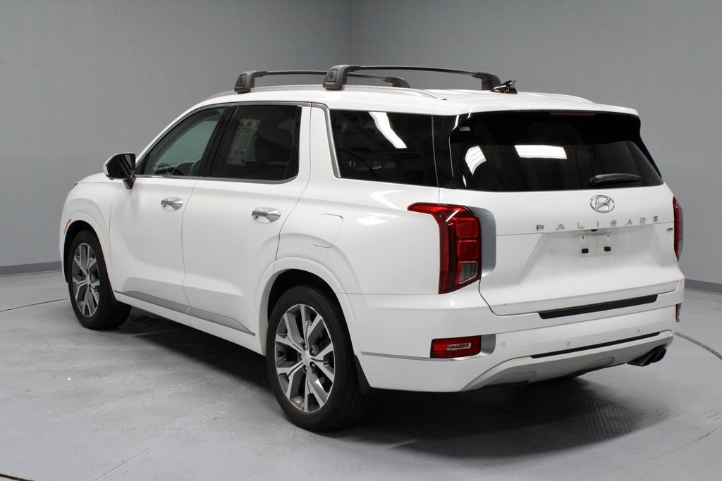 Used 2022 Hyundai Palisade Limited w/ Cargo Package AWD/4WD image 11