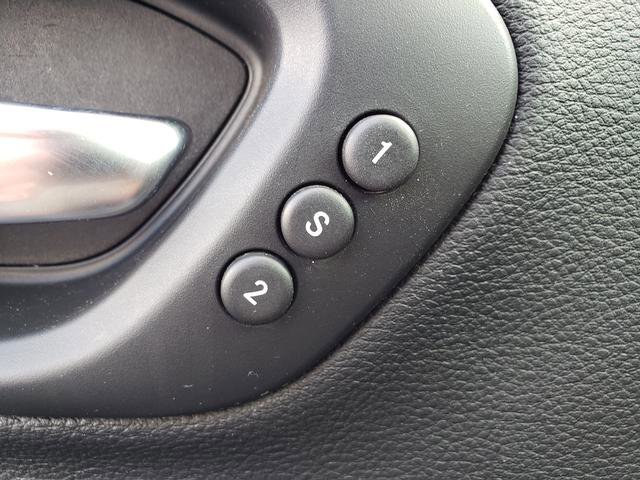 Used 2019 Jeep Cherokee Limited image 22