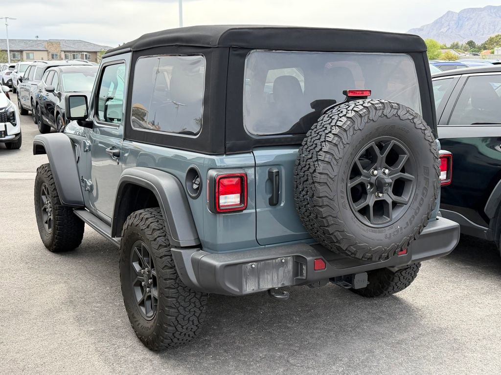 Used 2024 Jeep Wrangler Willys AWD/4WD image 3