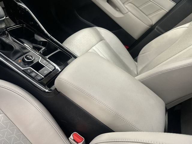 Certified 2023 Kia Sorento SX AWD/4WD image 24