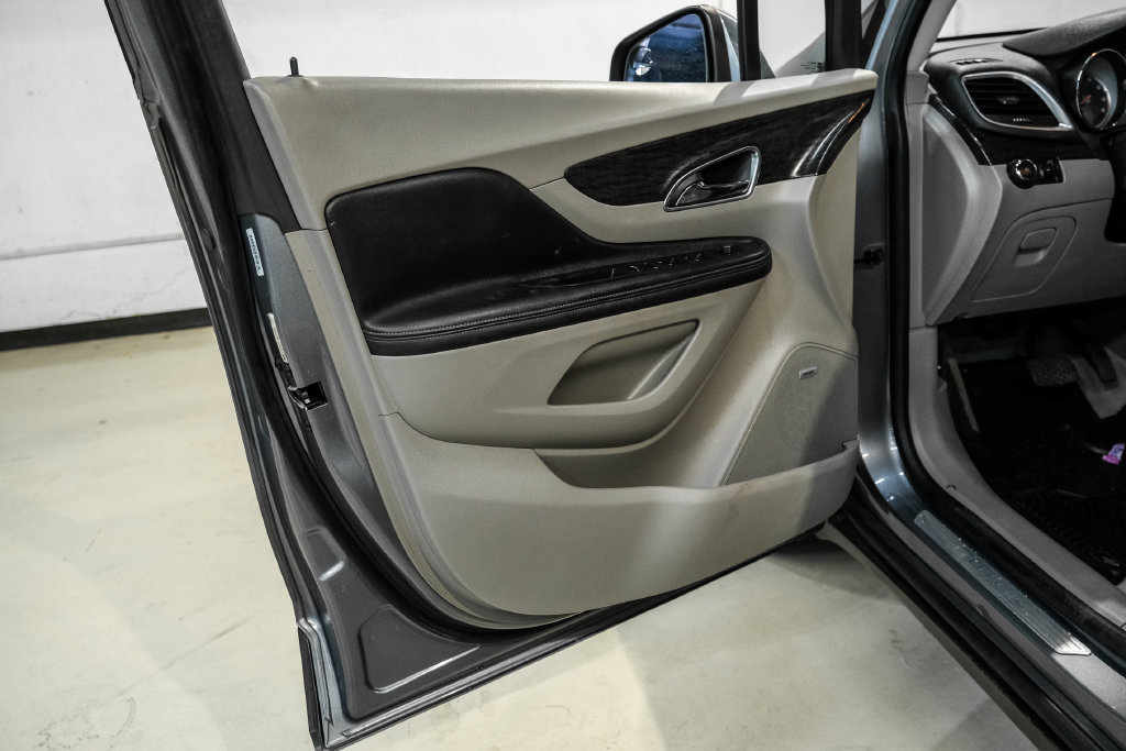 Used 2013 Buick Encore Premium FWD image 36