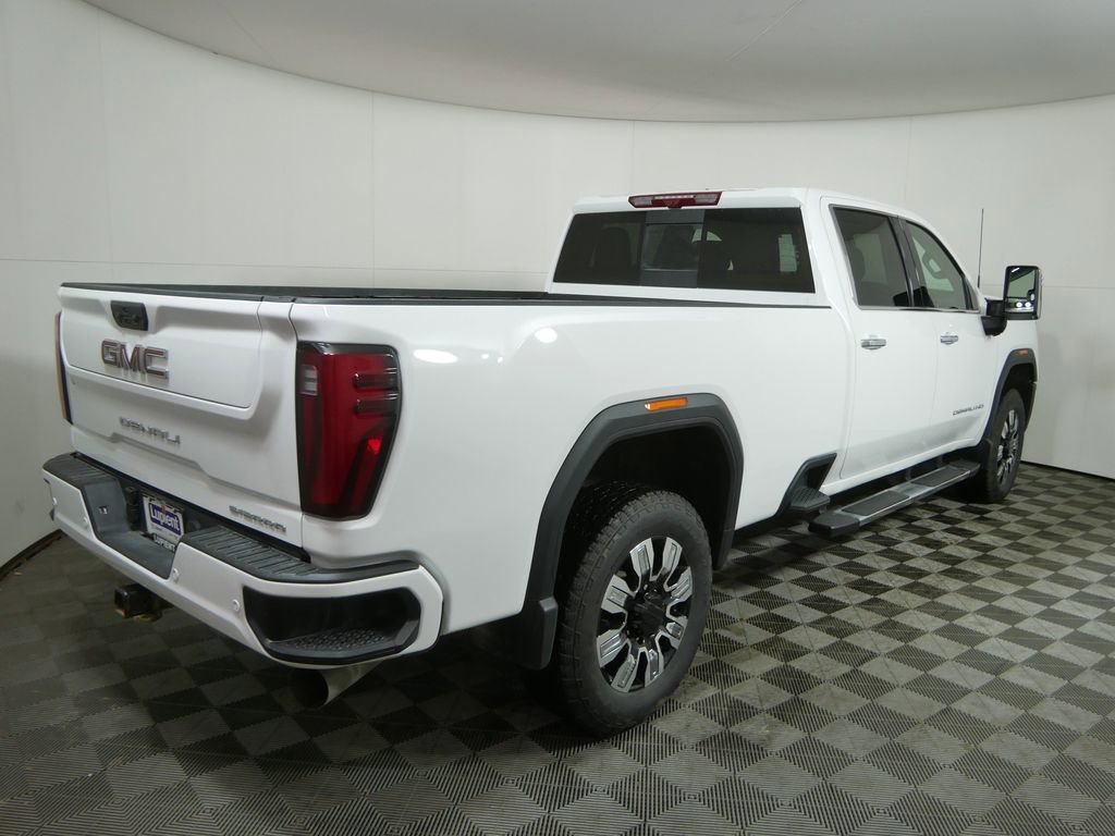 Used 2025 GMC Sierra 3500 Denali w/ Denali Reserve Package image 3