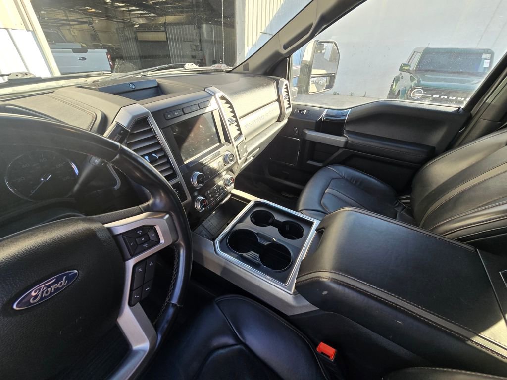 Used 2021 Ford F350 Platinum w/ FX4 Off-Road Package image 20