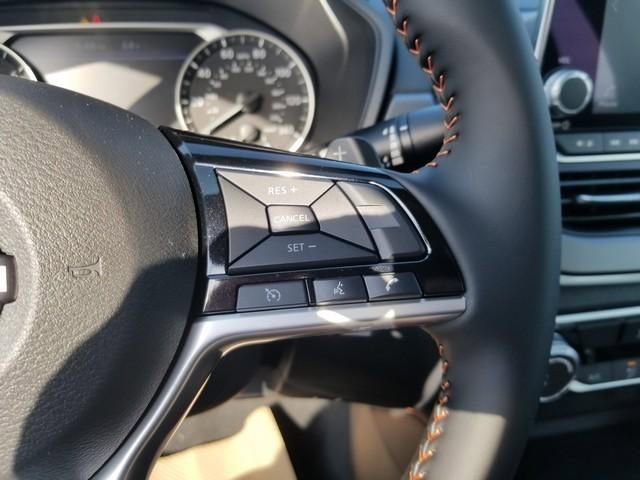 New 2025 Nissan Altima 2.5 SR image 15