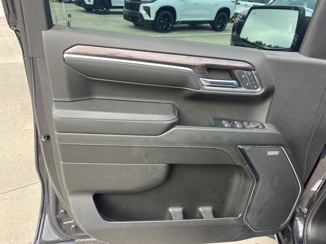 Used 2024 Chevrolet Silverado 1500 LTZ w/ LTZ Convenience Package II image 14