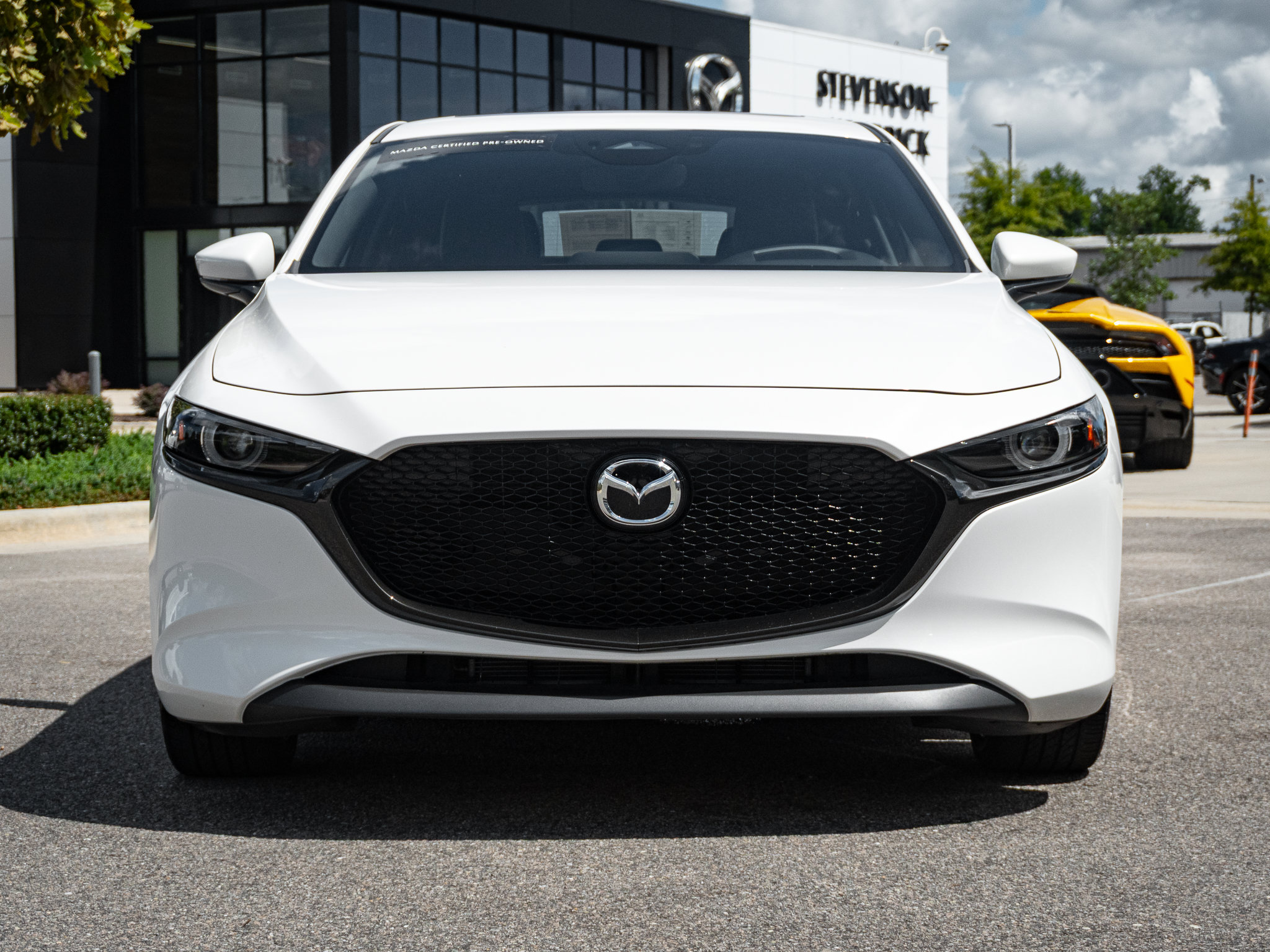 Certified 2025 MAZDA MAZDA3 2.5 S Hatchback w/ Premium Pkg FWD image 3
