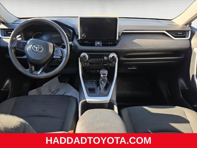 Certified 2023 Toyota RAV4 LE AWD/4WD image 11