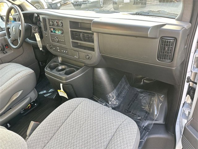 New 2025 GMC Savana 2500 w/ Driver Convenience Package image 25