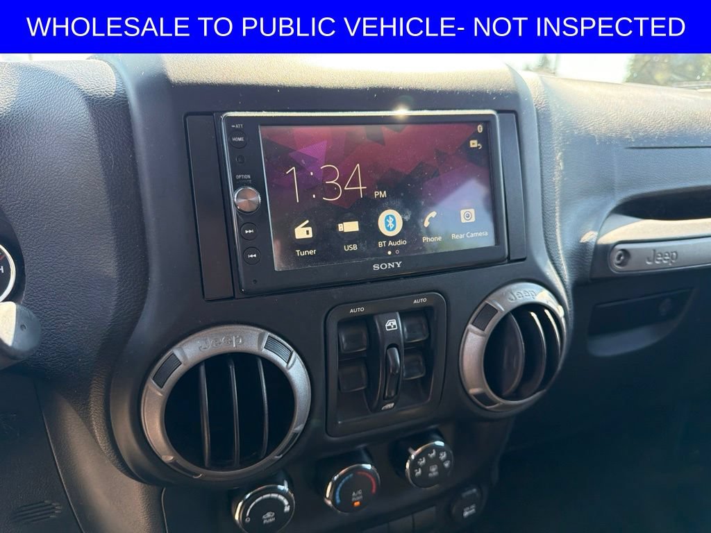 Used 2015 Jeep Wrangler Unlimited Sport AWD/4WD image 15