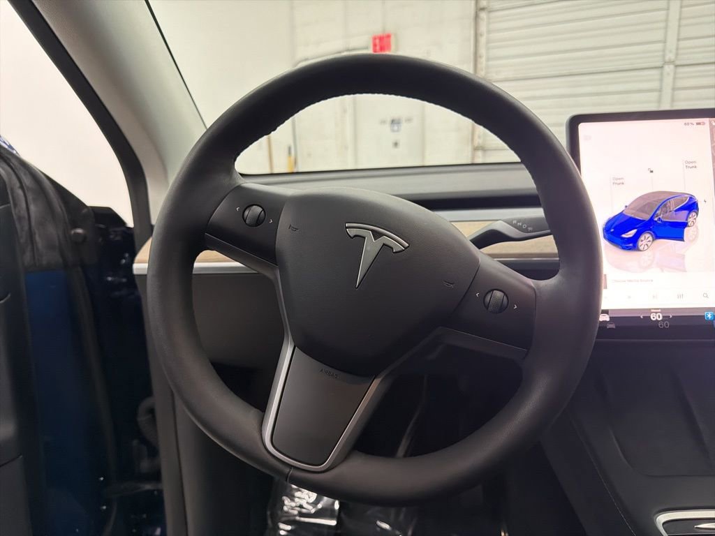 Used 2022 Tesla Model Y Long Range AWD/4WD image 15