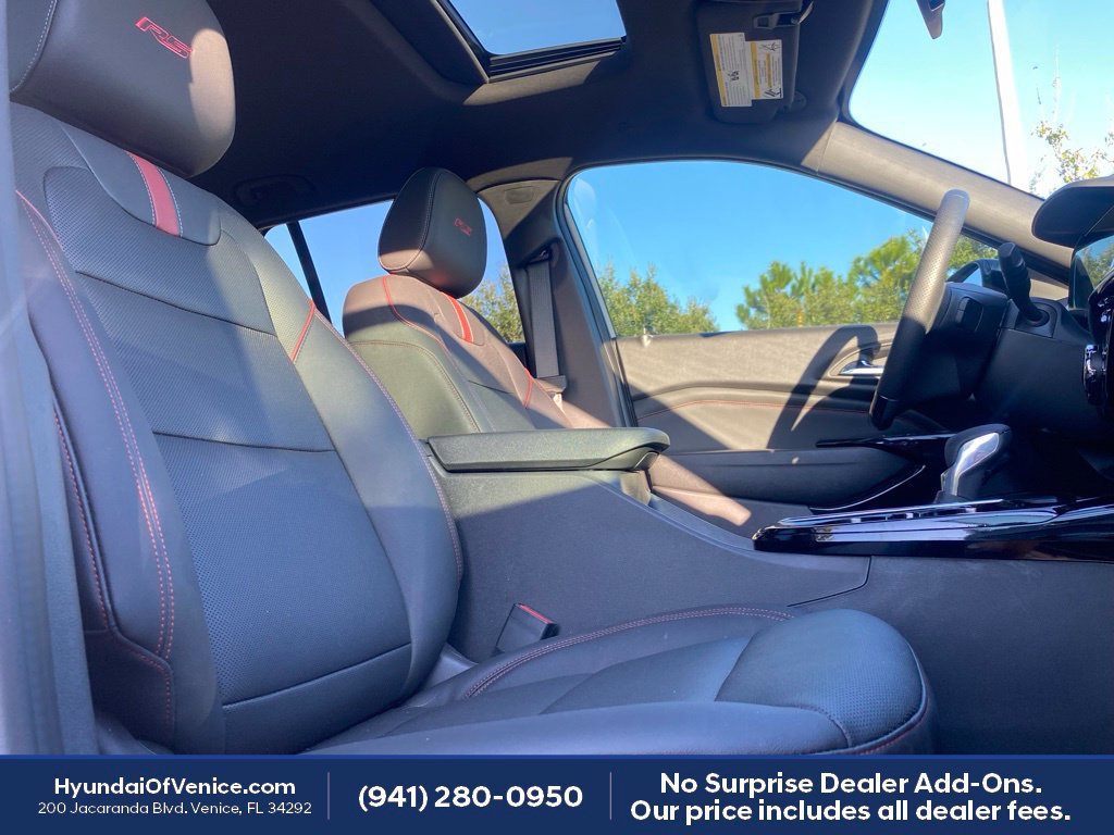 Used 2026 Chevrolet Trax RS w/ Sunroof Package FWD image 15