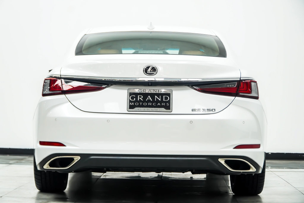 Used 2024 Lexus ES 350 w/ Premium Package FWD image 15