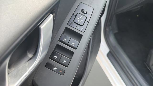 Used 2023 Kia Niro Wind w/ Wind Preserve Package image 16