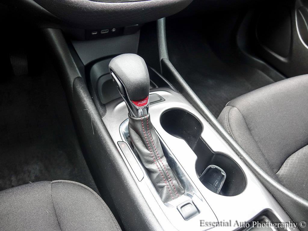 Used 2023 Chevrolet Malibu RS FWD image 28