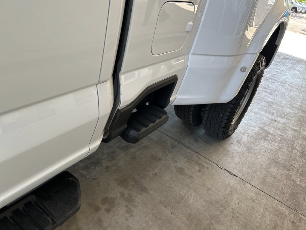Used 2024 Ford F350 XLT w/ FX4 Off-Road Package AWD/4WD image 19