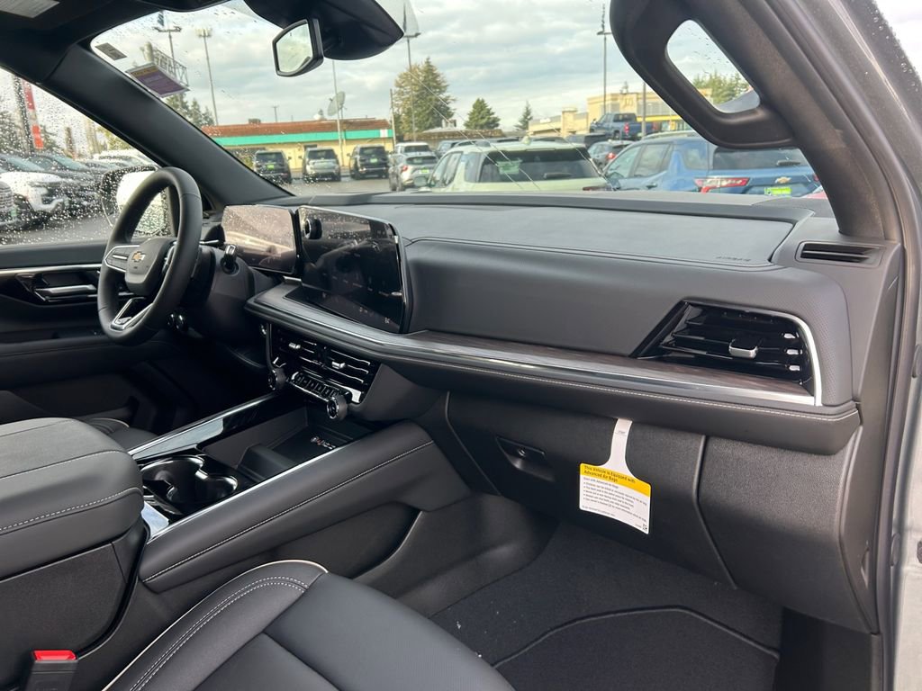 New 2026 Chevrolet Suburban Premier image 26