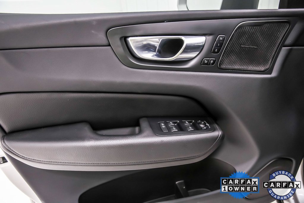 Used 2022 Volvo XC60 T8 Inscription Expression w/ Advanced Package image 26