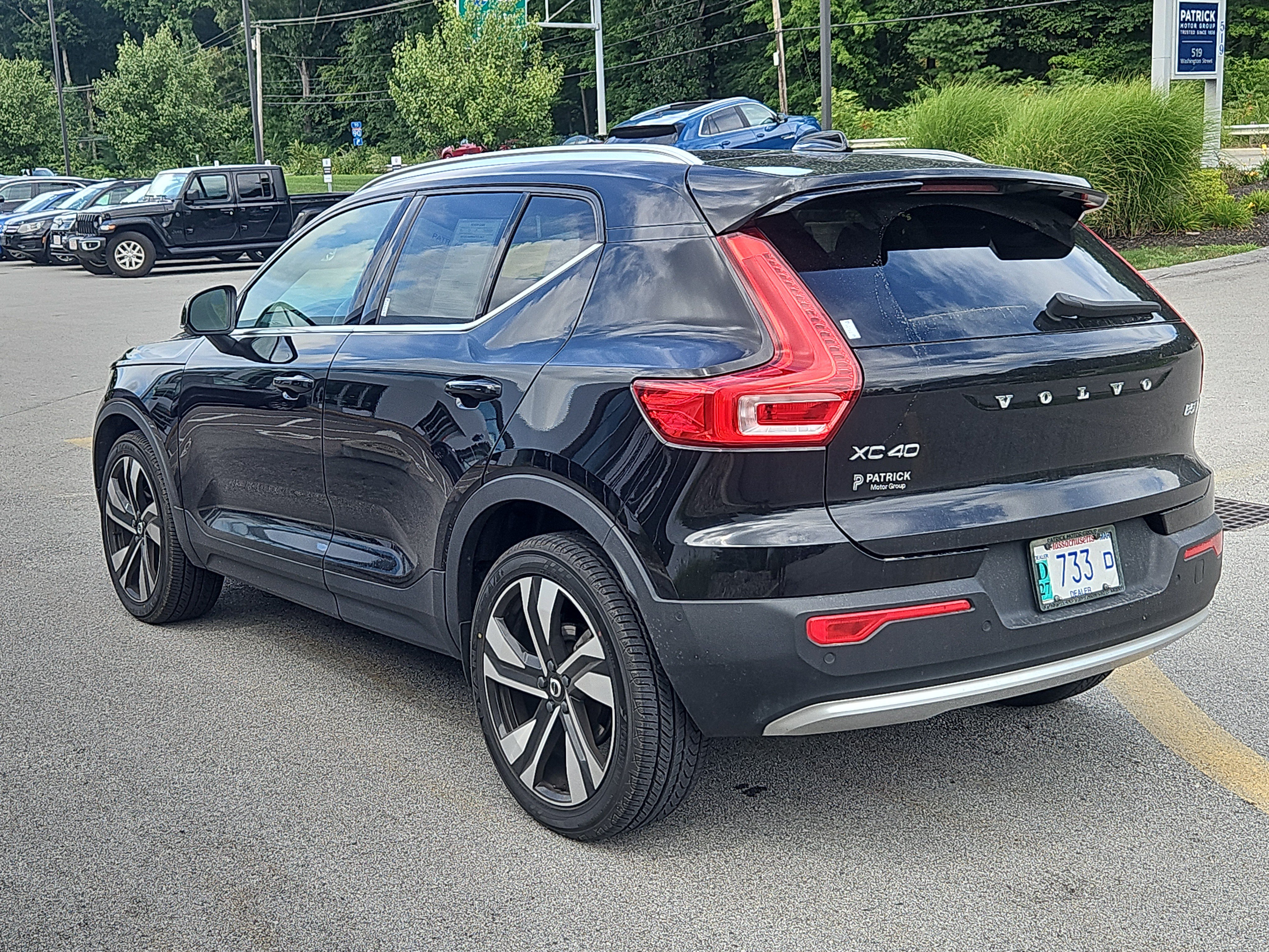 Used 2023 Volvo XC40 B5 Ultimate w/ Protection Package Premier AWD/4WD image 28