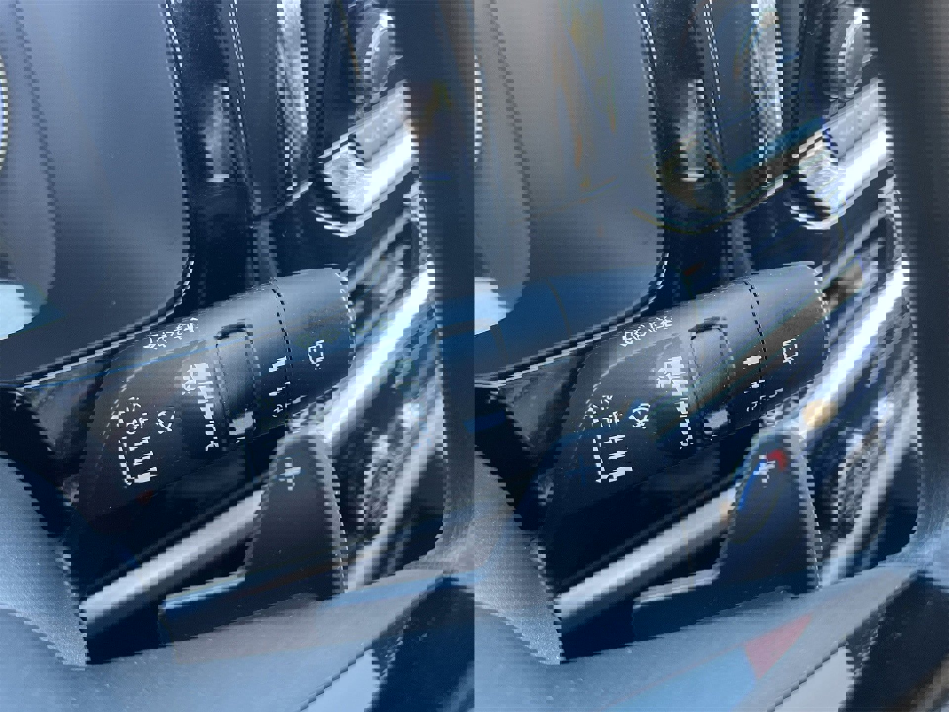 Certified 2022 Nissan Pathfinder S image 10