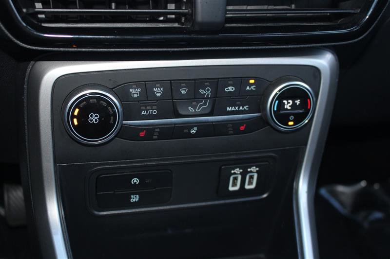 Used 2021 Ford EcoSport Titanium image 19