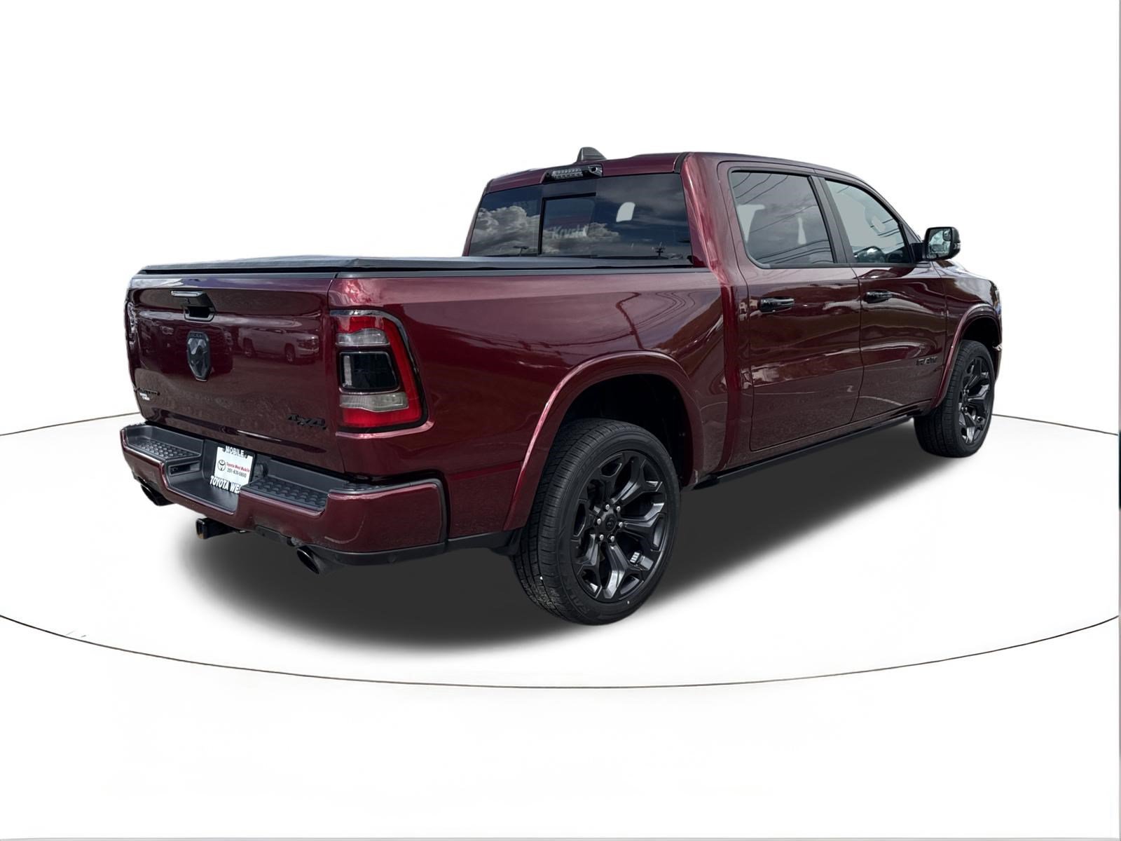 Used 2024 RAM 1500 Limited AWD/4WD image 3