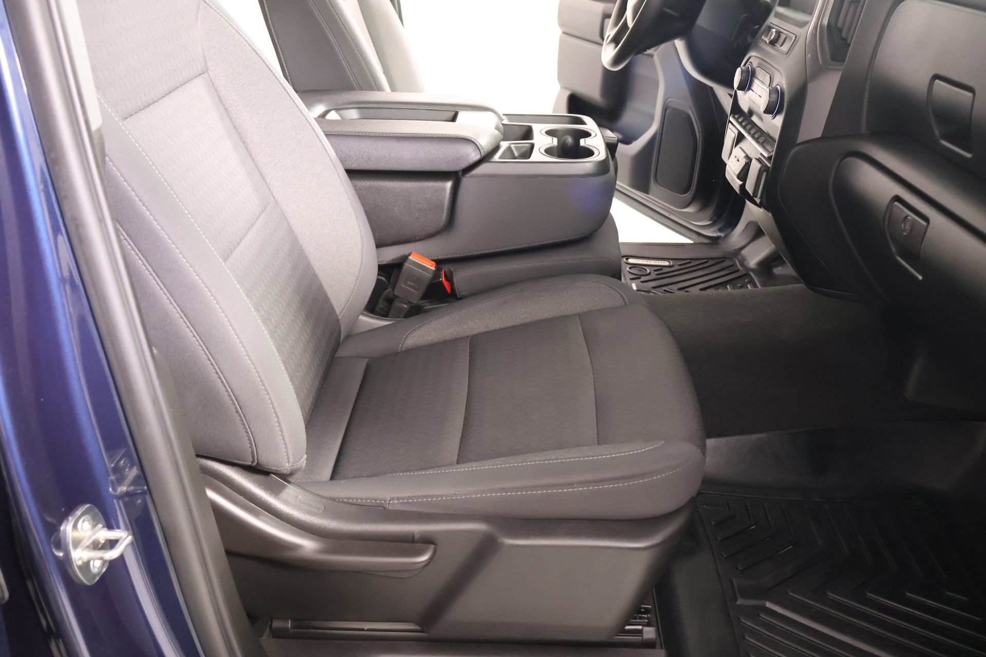Used 2022 Chevrolet Silverado 1500 Custom RWD image 12