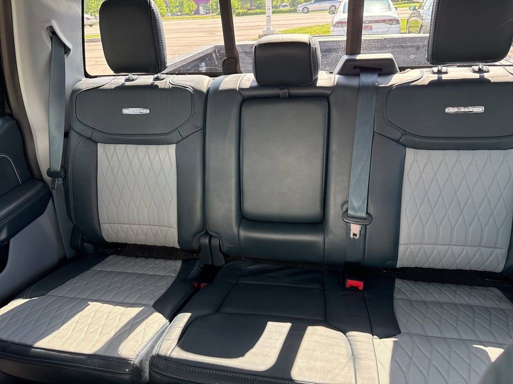 Used 2023 Ford F150 Limited AWD/4WD image 9
