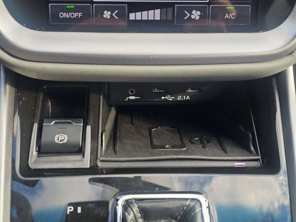 Used 2022 Subaru Outback Premium w/ Tech Package 1 AWD/4WD image 30